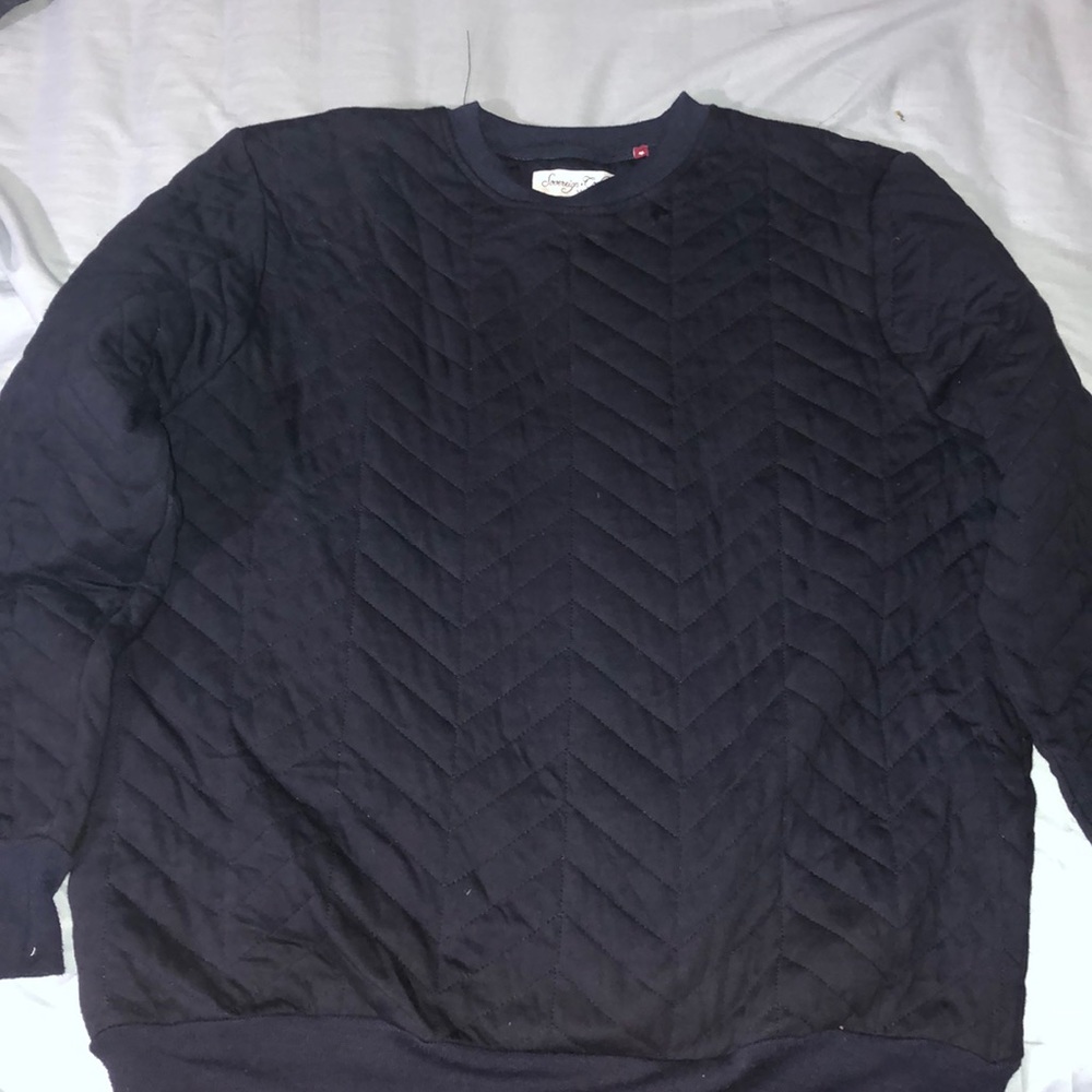 Sweater - Picture 1 of 3